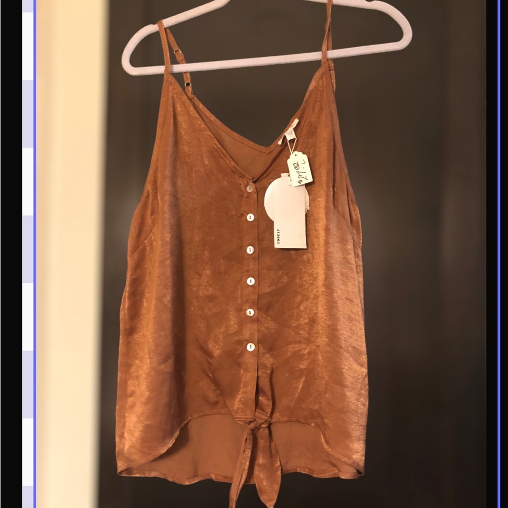 Sleeveless top